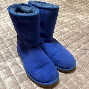 UGG Classic Short Boots